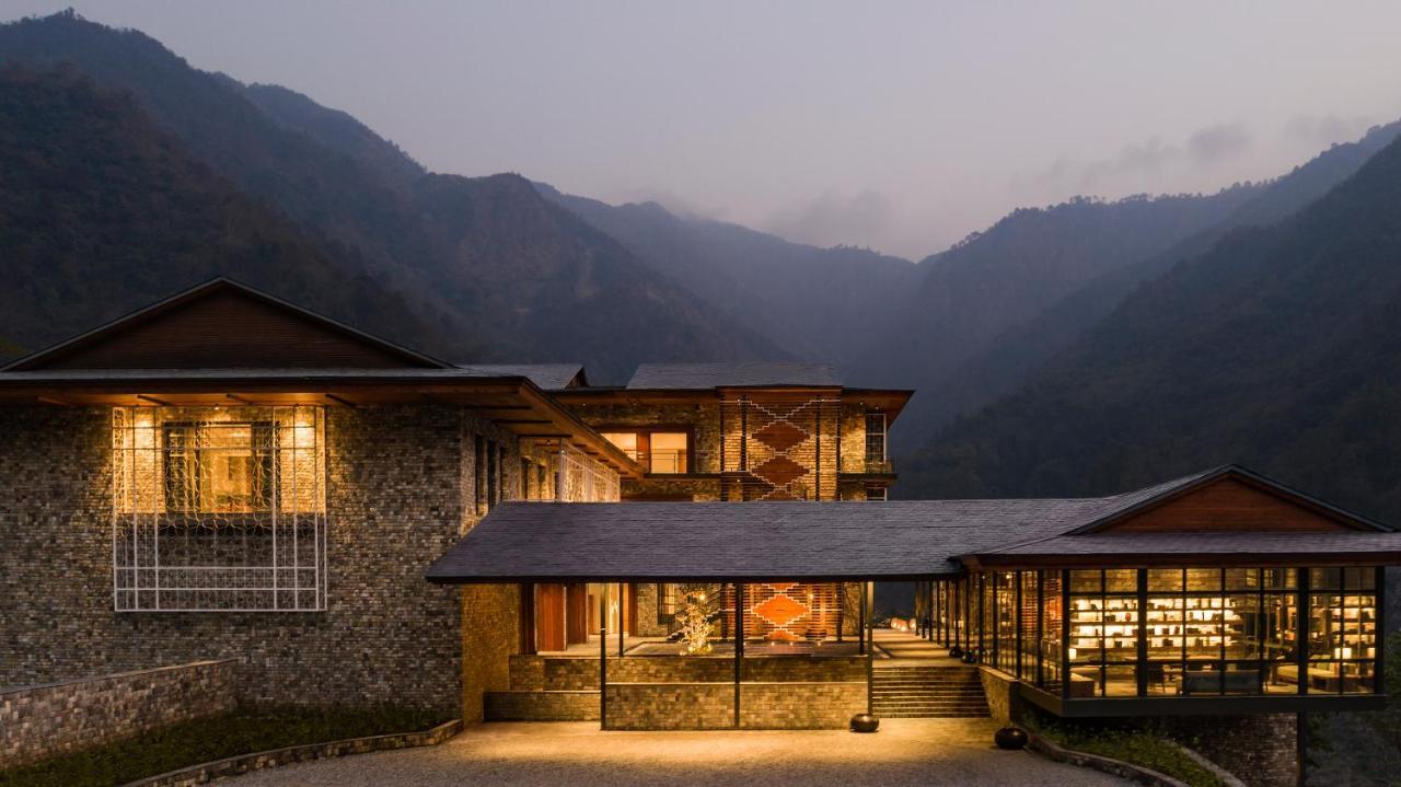 Taj Rishikesh Resort & Spa Uttarakhand エクステリア 写真