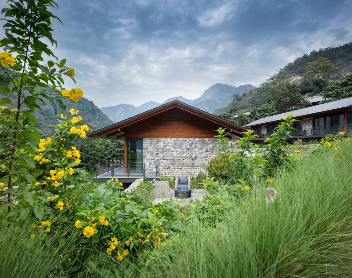 Taj Rishikesh Resort & Spa Uttarakhand エクステリア 写真